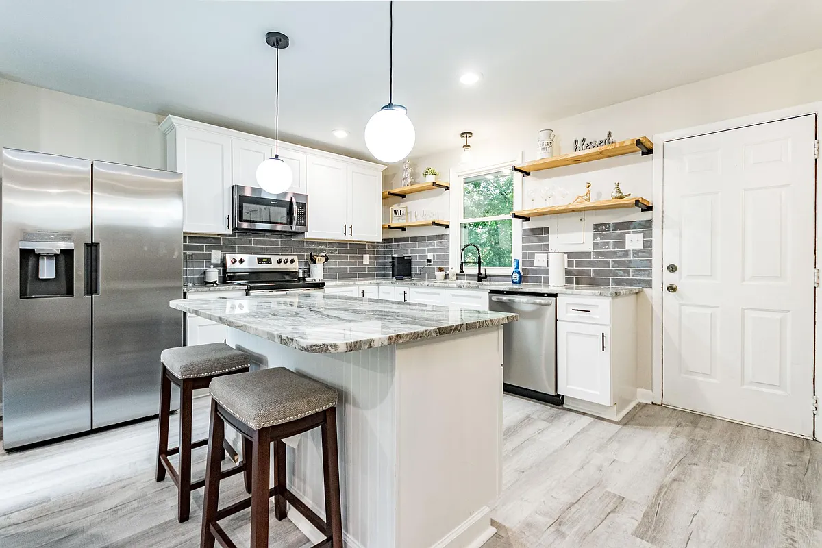 Building Photo - 2500 Dandridge Dr