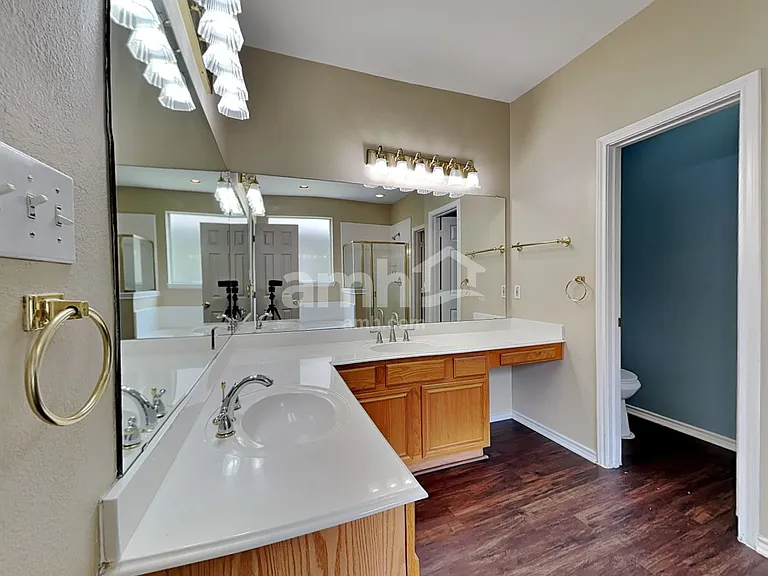 5217 Alec Dr — Photo 11