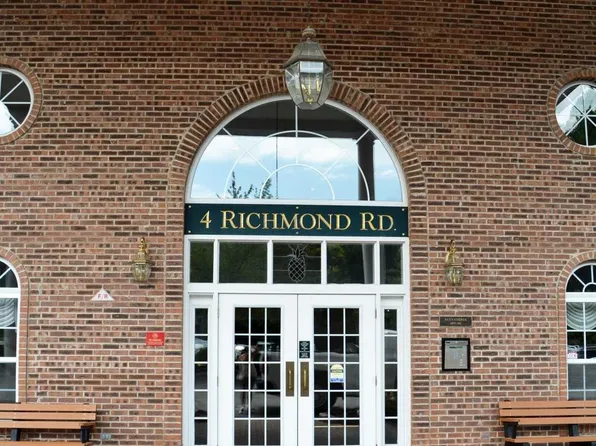 9124 Richmond Rd, West Milford, NJ 07480