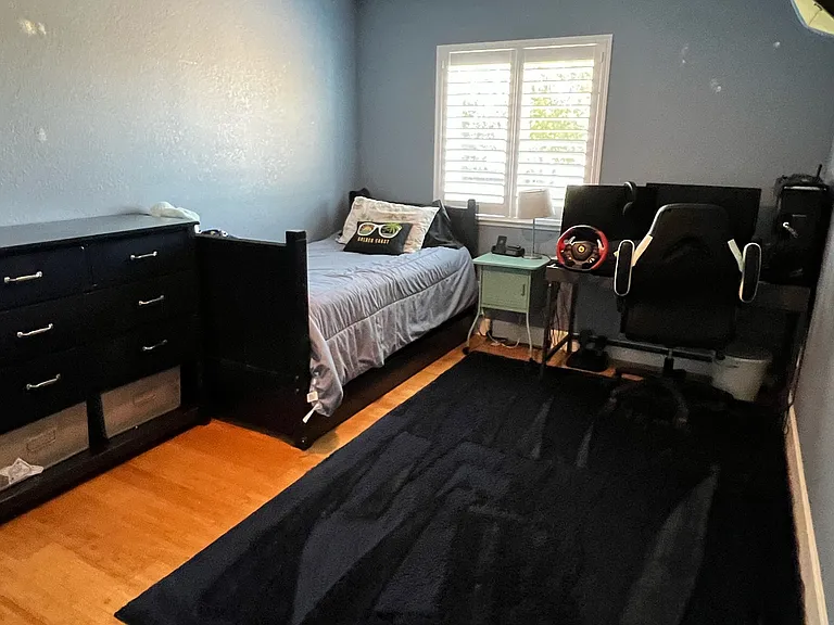 224 Stonegate Dr — Photo 10