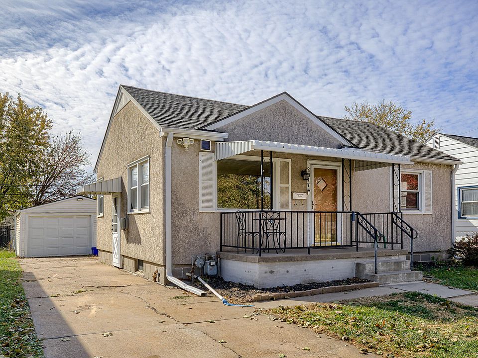1st image of 2817 6th Ave