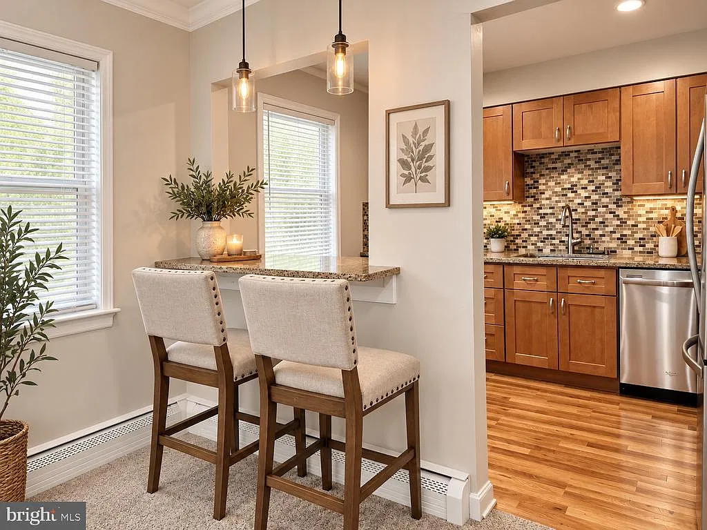 2 bed, 1.0 bath, 980 sqft, $2,000 — Photo 4