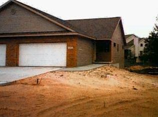 17570 S Park St, Spring Lake, MI 49456