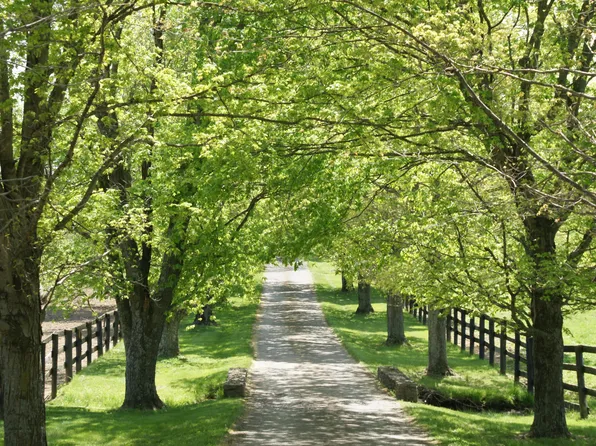 1901 Ferguson Rd, Lexington, KY 40511