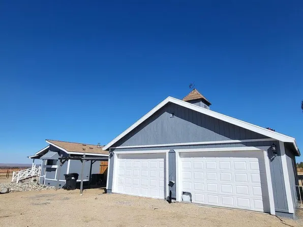 33391 165th St E, Llano, CA 93544