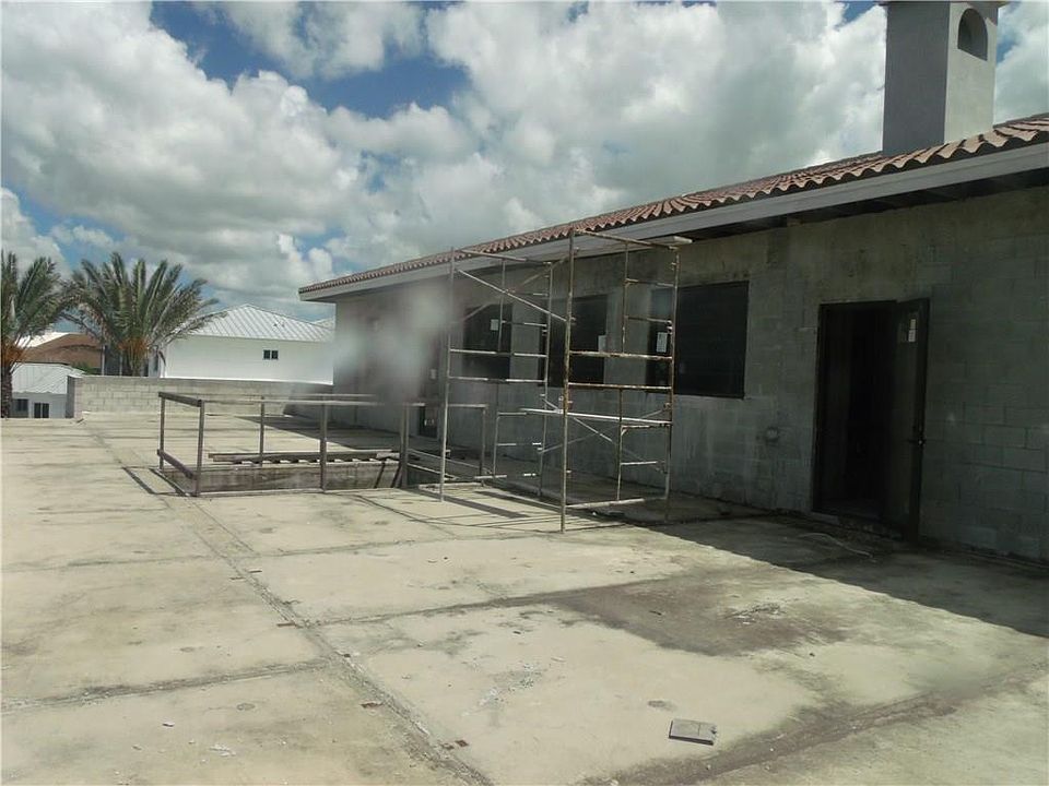 1st image of 12883 N Grand Oaks Drive