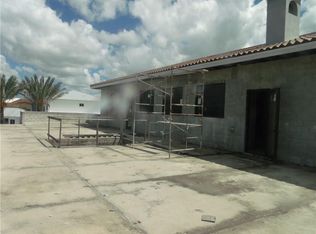 12883 N Grand Oaks Dr, Davie, FL 33330