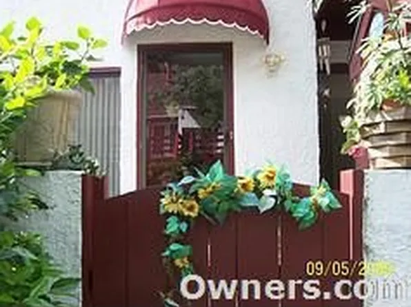 306 21st Ave S, Myrtle Beach, SC 29577