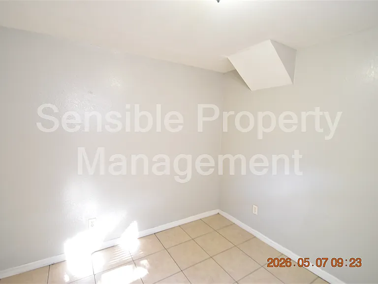 1501 E New Orleans Ave #6 — Photo 8