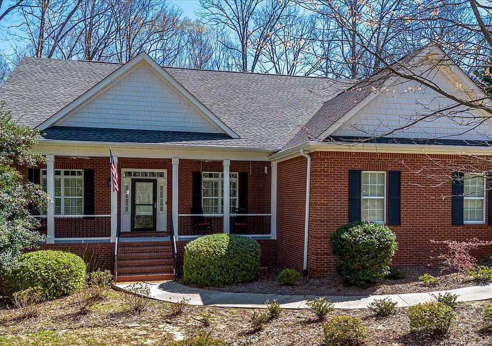 1st image of 1420 Oconee Crossing Cir