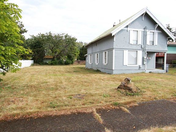 2nd image of 2739 Pacific Ave