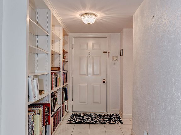 3rd image of 11430 Strand Dr
