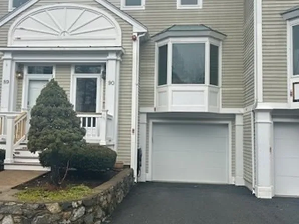 90 Abington Rd #90, Danvers, MA 01923