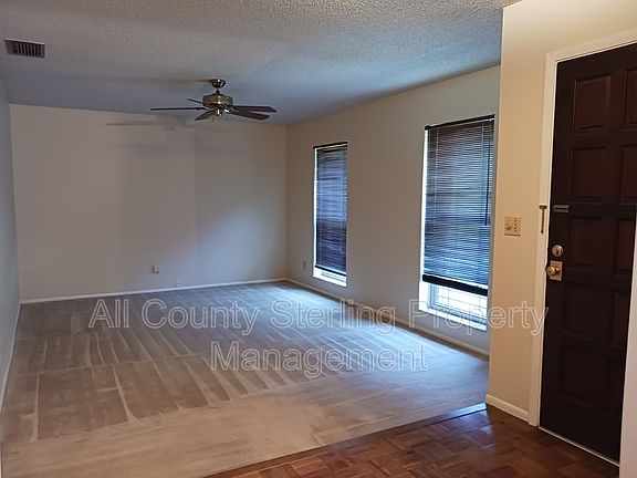 5th image of 600 E Citrus St