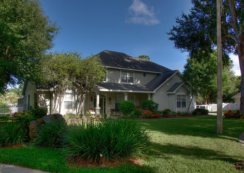 1st image of 9 Watercliff Ln