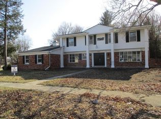 32027 Aline Dr, Warren, MI 48093