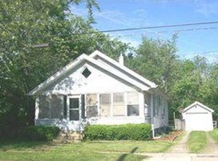 628 James St, Adrian, MI 49221