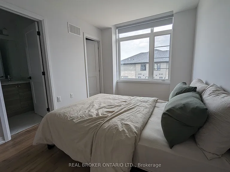 461 Blackburn Dr #70 — Photo 7