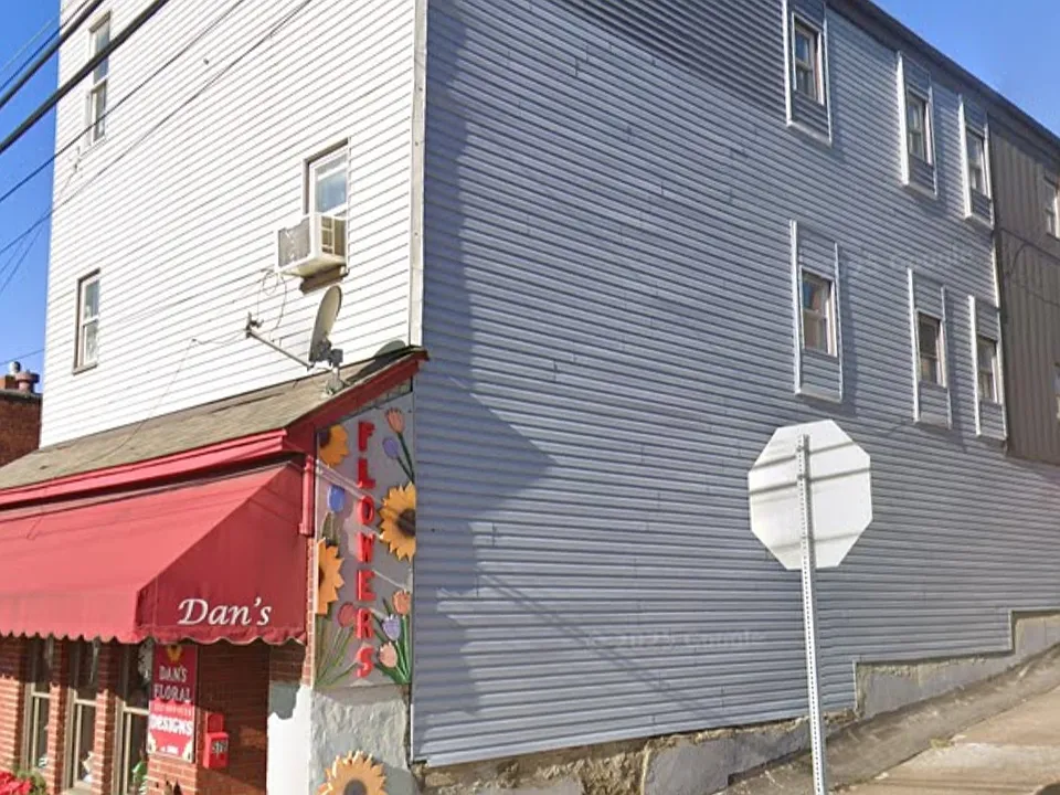 578 Broadway #4