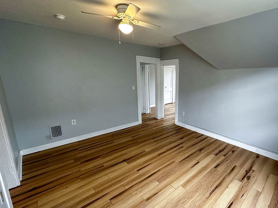 1st image of 6 Barnett St Unit 3