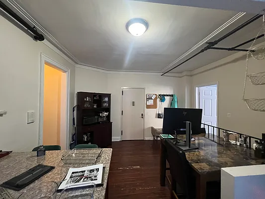 Rented by ABCO Commercial Properties, LLC | media 16
