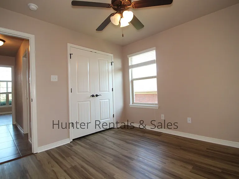 2522 Boxwood Dr — Photo 31