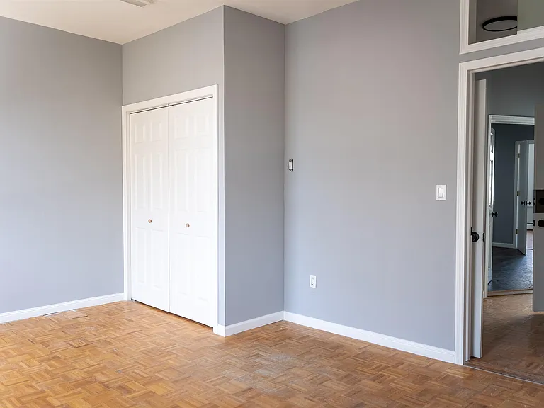 543 W Side Ave #3 — Photo 4