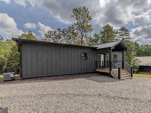 4th image of 217 Harbin Ct #12