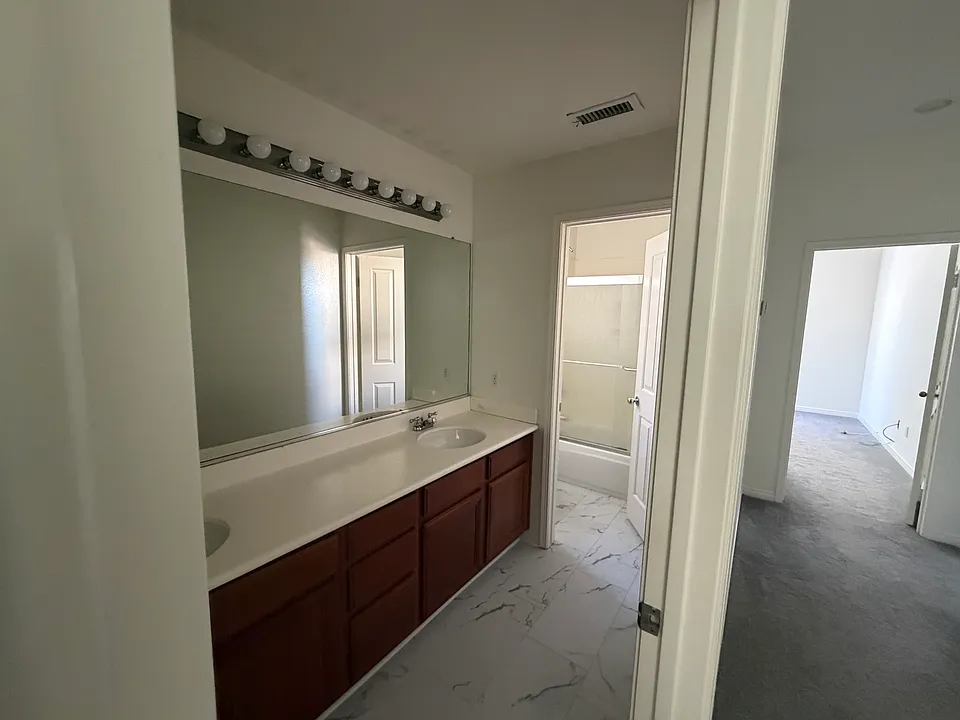 26013 Twain Pl
