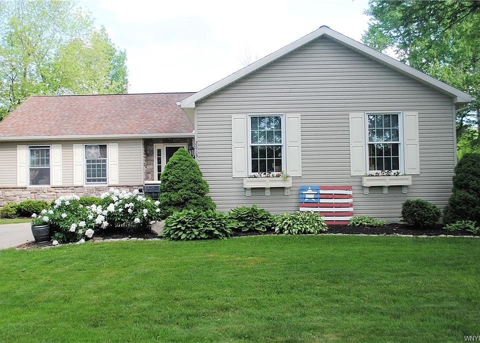 1st image of 2613 Hakanaw Ave