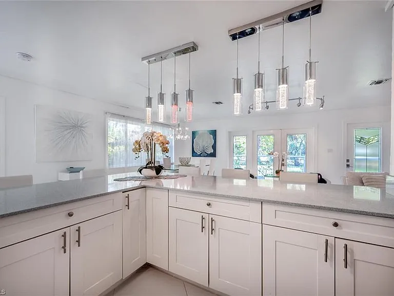 5940 English Oaks Ln — Photo 18