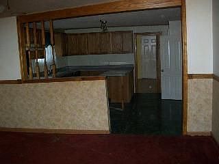 5th image of 619 Westover Ave