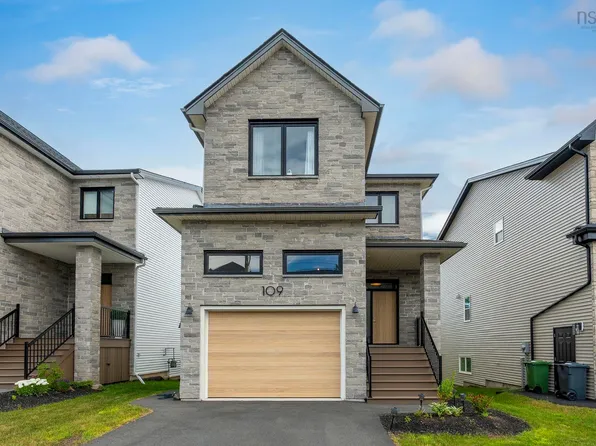 109 Puncheon Way, Halifax, NS B4B 2L1