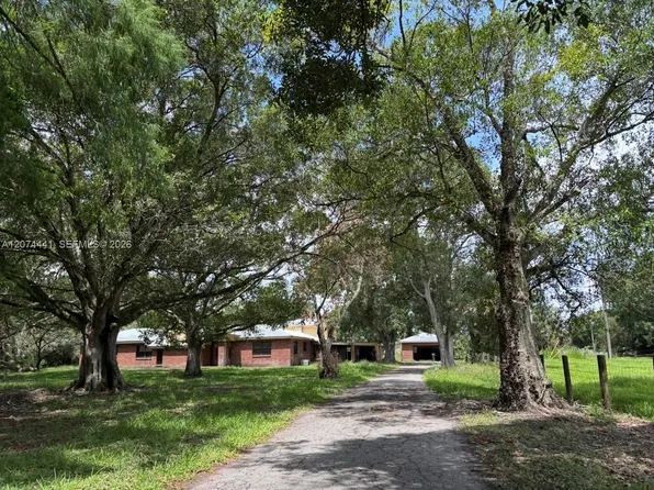 375 & 311 County Road 720, Clewiston, FL 33440