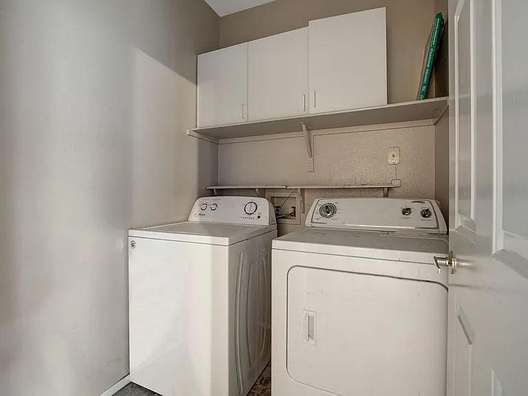 10336 Pompei Pl — Photo 17