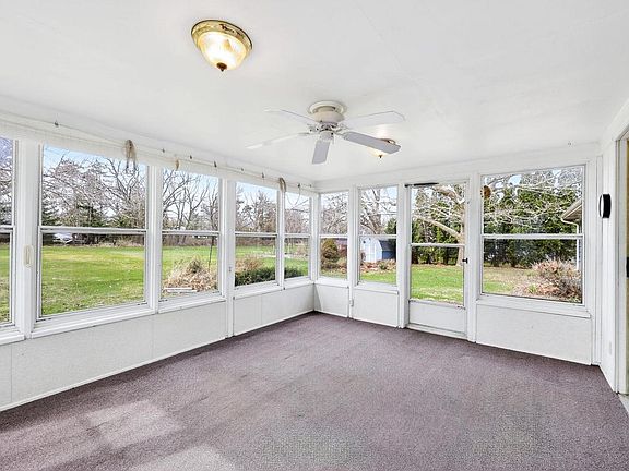 4th image of 4805 Midmoor Road