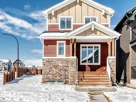 2nd image of 357 S Calhoun Cmn NE