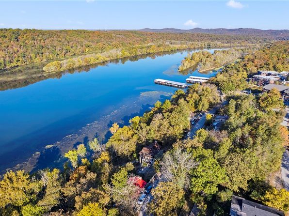 196 Lakeside Way, Forsyth, MO 65653