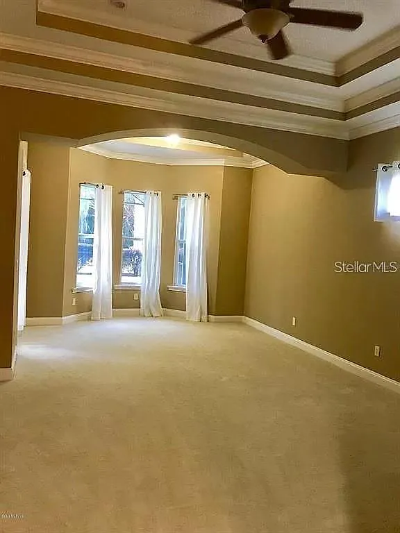 5 bed, 3.5 bath, 3238 sqft, $5,000 — Photo 4