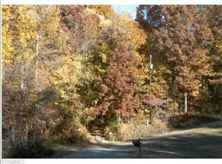 315 Grenham Rd, Greensboro, NC 27455