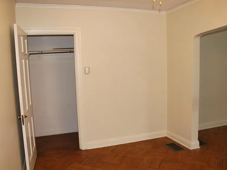 423 Wallace Ave #1 — Photo 6
