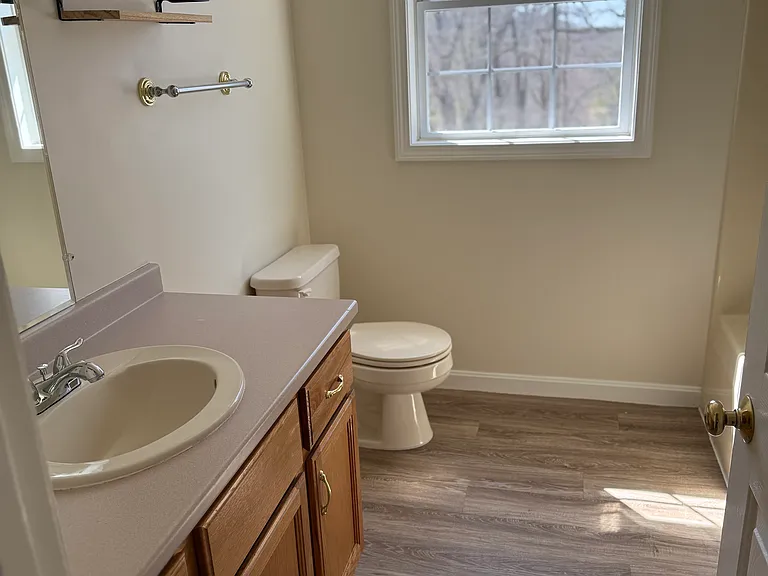 1026 Hildreth St #2 — Photo 5