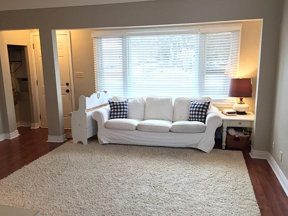 3rd image of 2593 2nd Ave E