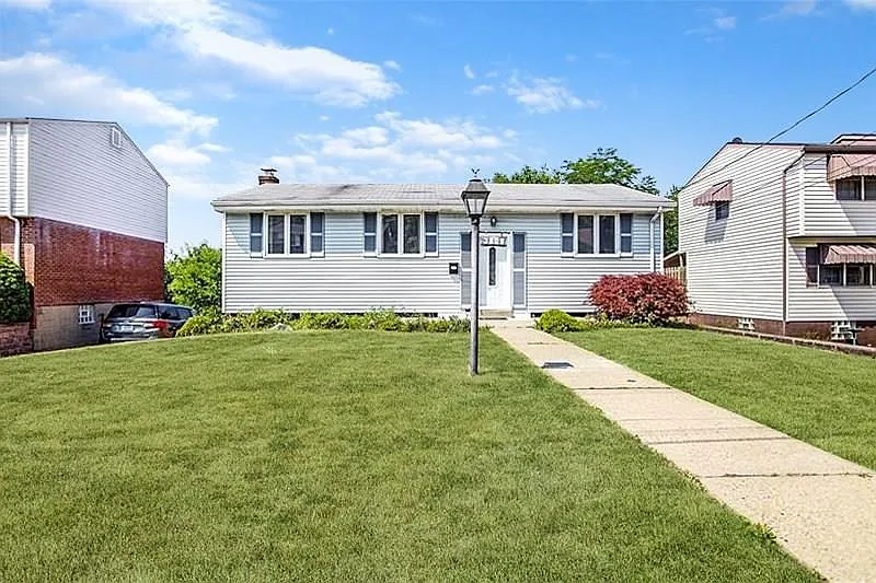 3808 Cynthia Dr photo 1