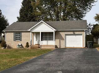 98 Ezell Ct, Portland, TN 37148