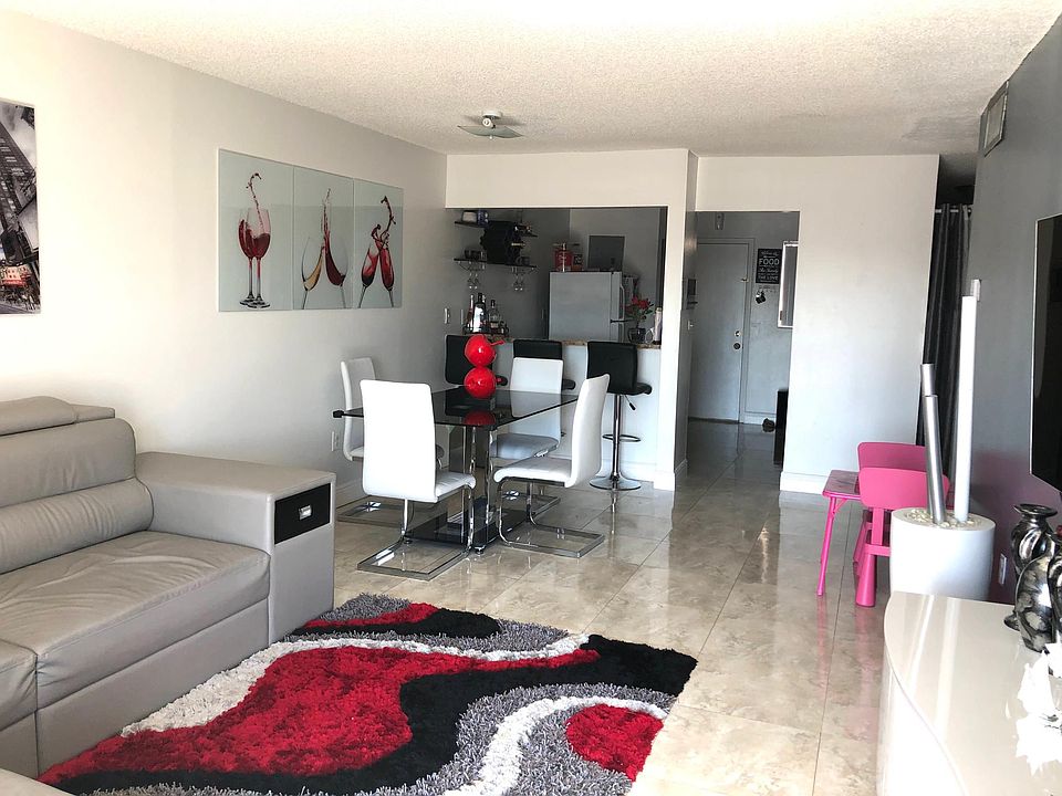 1st image of 1950 W 54th St APT 316