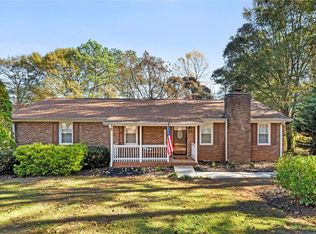 1104 Pineview Dr, Easley, SC 29642