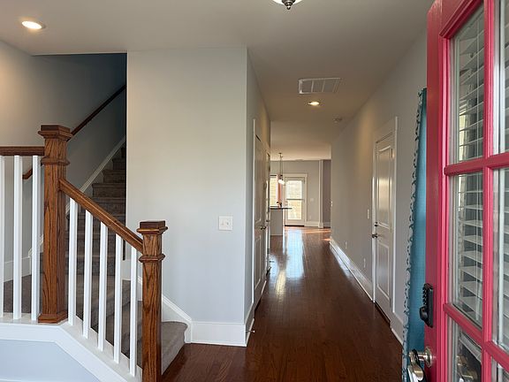5th image of 3049 Blueberry Ln