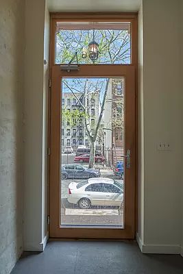 3rd image of 156 W 130th St