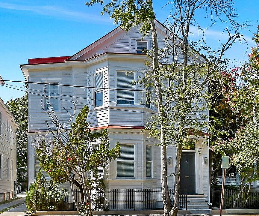 1st image of 176 Broad St APT A